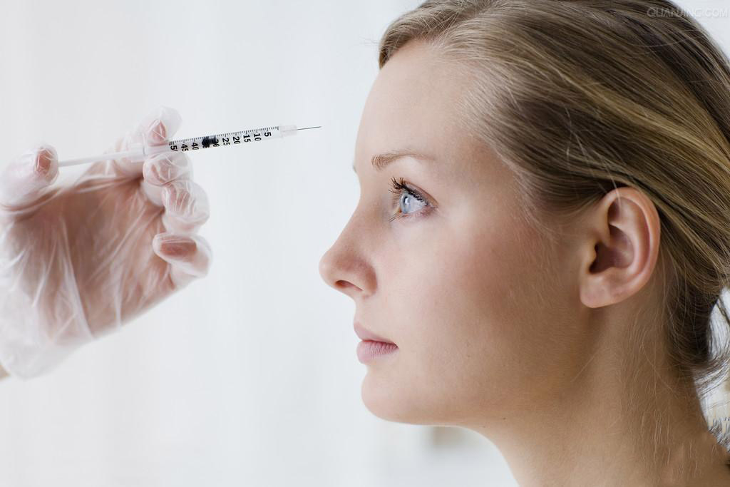 自体脂肪注射隆鼻的注意事项