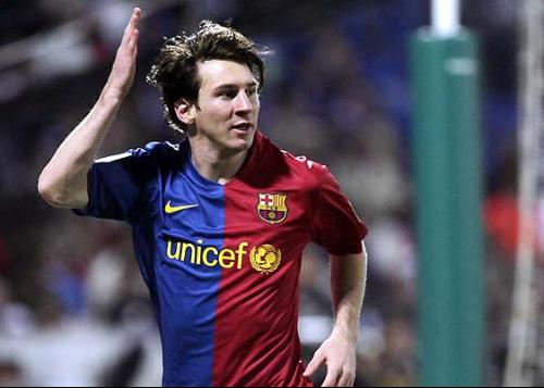 K神等足球明星成最新整容范本