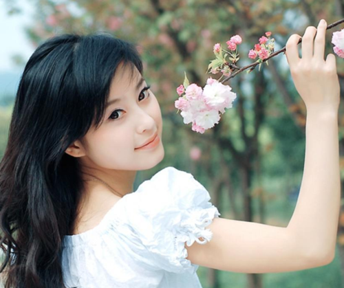 “东施的爱情”为何如此矛盾